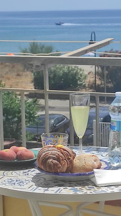 Casa Vacanza Alice & Mari Ascea Ngoại thất bức ảnh