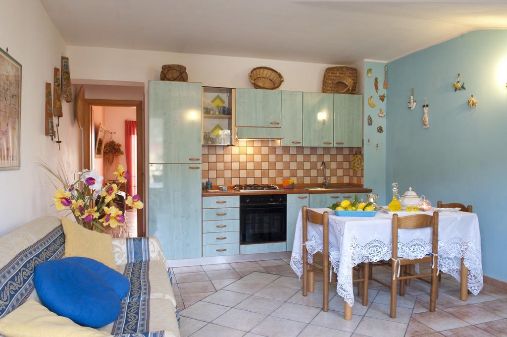 Casa Vacanza Alice & Mari Ascea Phòng bức ảnh